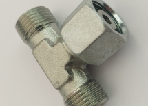 KORP. ZŁ. TRÓJNIK Z NAKR. M18x1,5 DKOS SYMETR. TYP CIĘŻKI LOHR