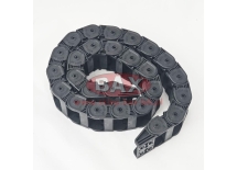 ŁAŃCUCH PLASTIKOWY PROWADZĄCY PRZYCZEPA EGO