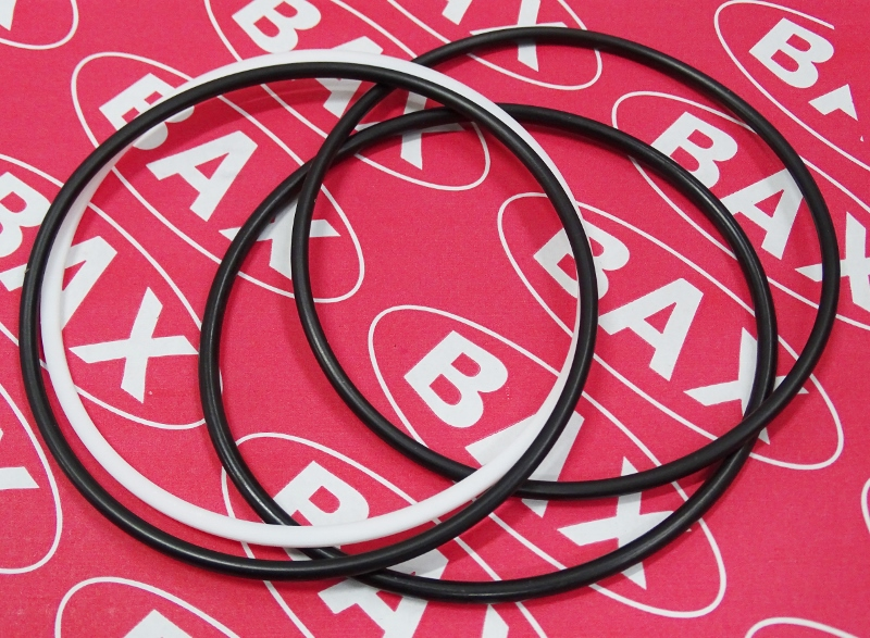 ABDICHTUNG ZWISCHEN BUCHSE/MANTEL