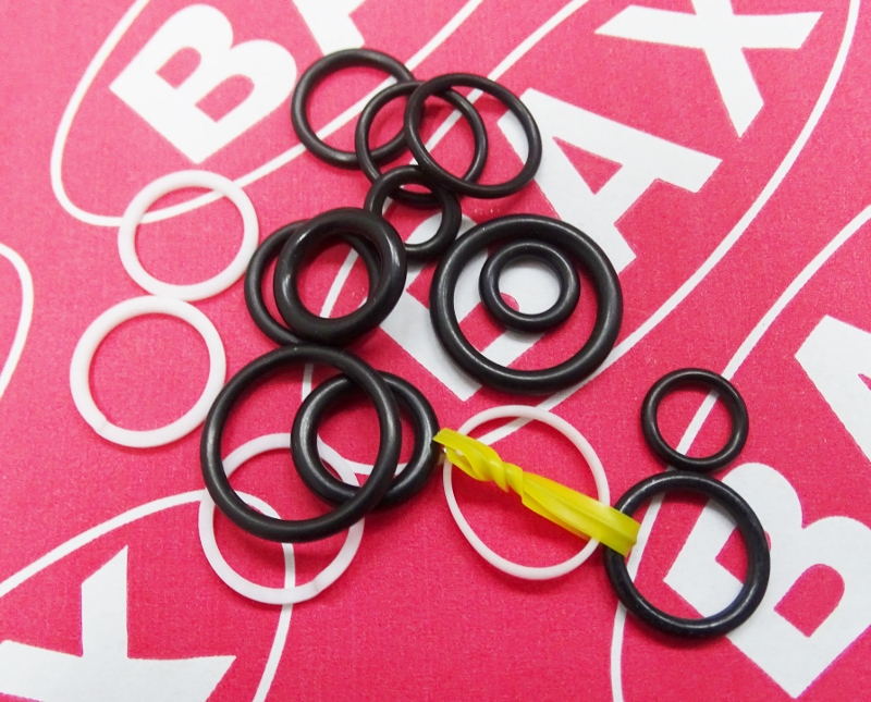 ZESTAW USZCZELNIAJĄCY ZAWÓR BLOKUJĄCY