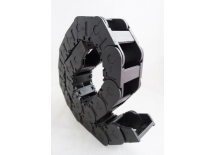 ŁAŃCUCH PROWADZĄCY SERIA 240/54 br 18 OGNIW