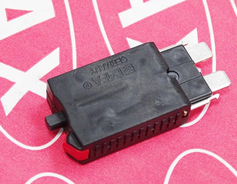 BEZPIECZNIK 10A AUTOMAT