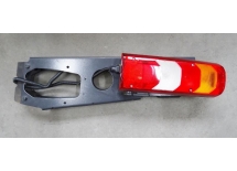 LAMPA TYLNA PRAWA MERCEDES