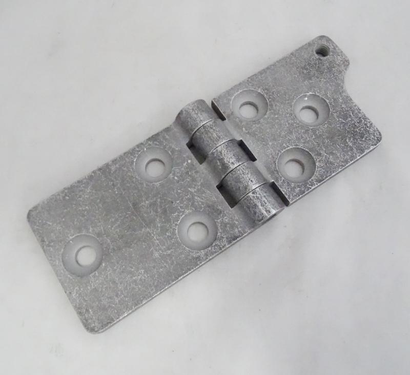 ZAWIAS OSŁONY Z TULEJKĄ DU - ŚRODEK