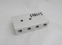 BLOCZEK ALUMINIOWY 4 OTWORY 1/4" GAS